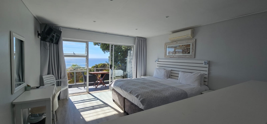 6 Bedroom Property for Sale in Camps Bay Western Cape